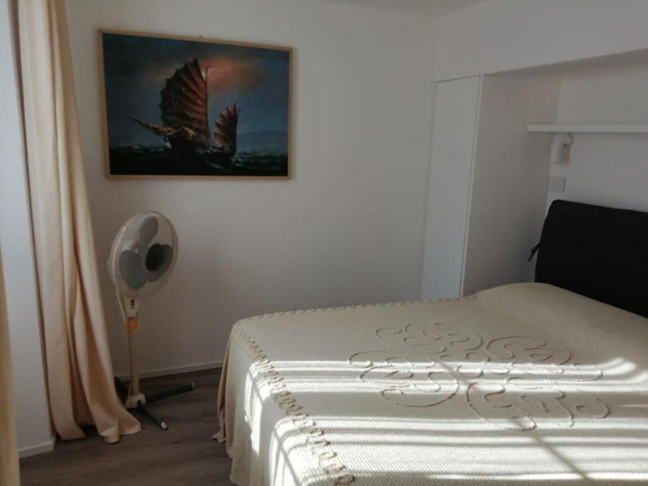 Stefania'S Corner, Apartment In Бергамо Екстериор снимка